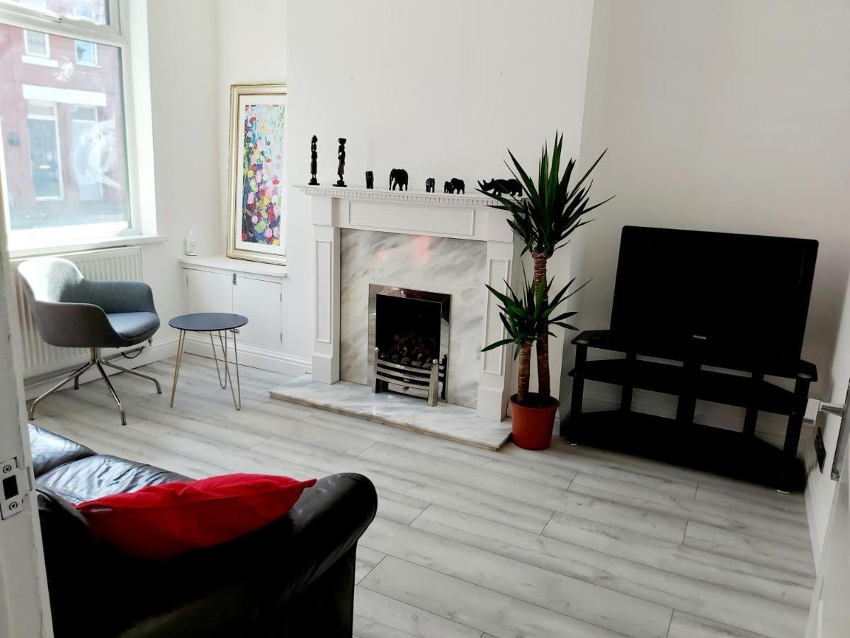 Gorgeous Stylish Cheri Victorian House In Manchester Villa Esterno foto